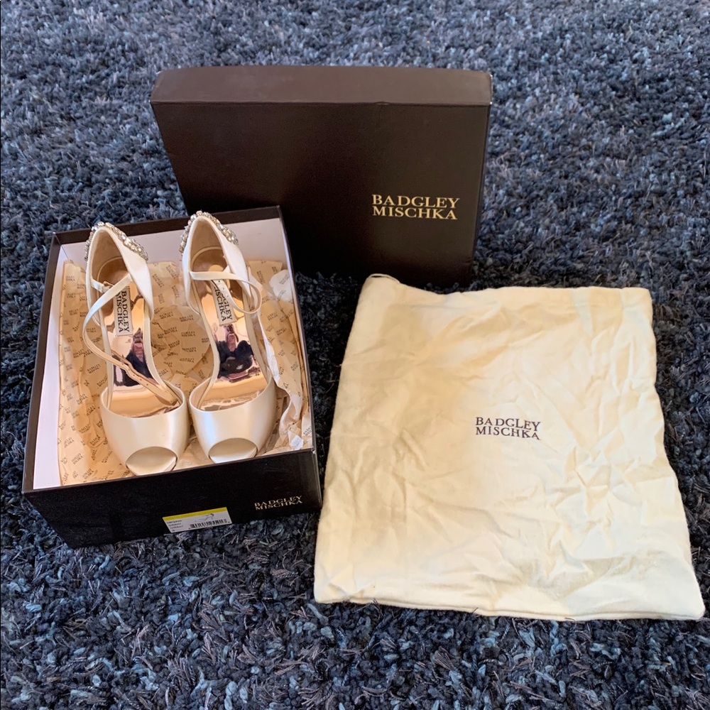 Badgley Mischka Crystal Pump